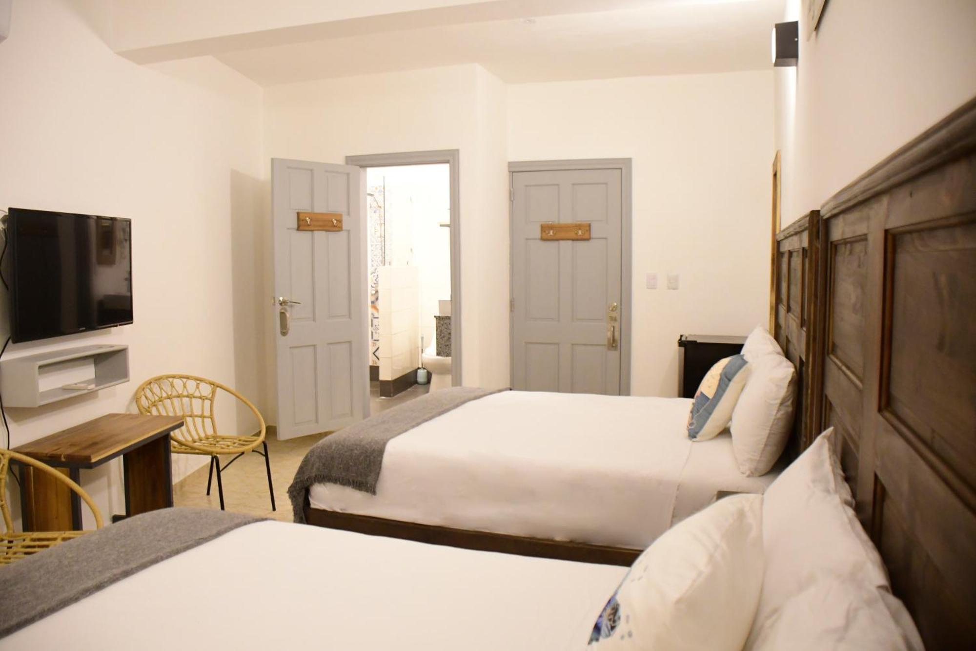 Hostal Marina Samana Eksteriør billede