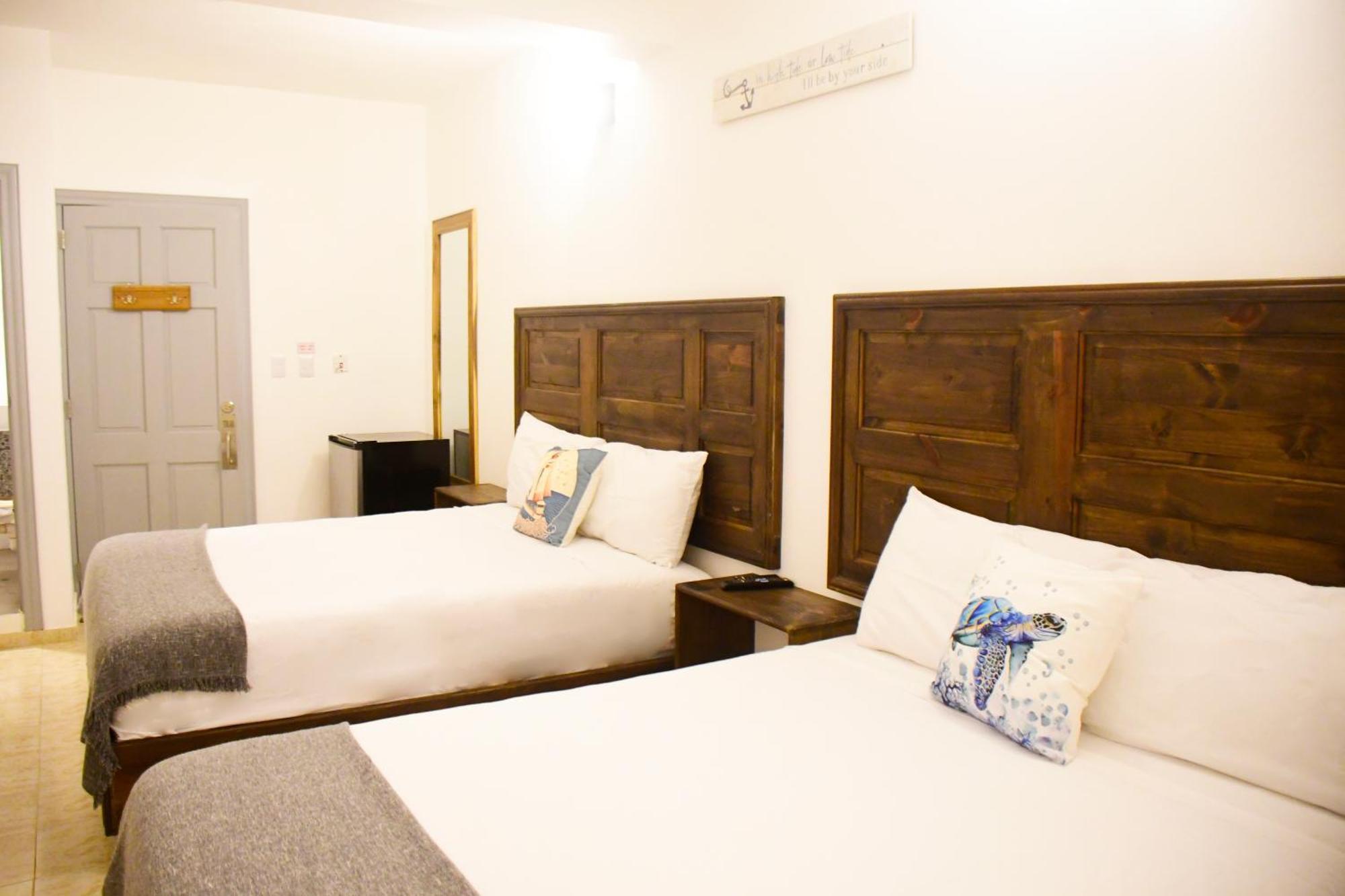 Hostal Marina Samana Eksteriør billede